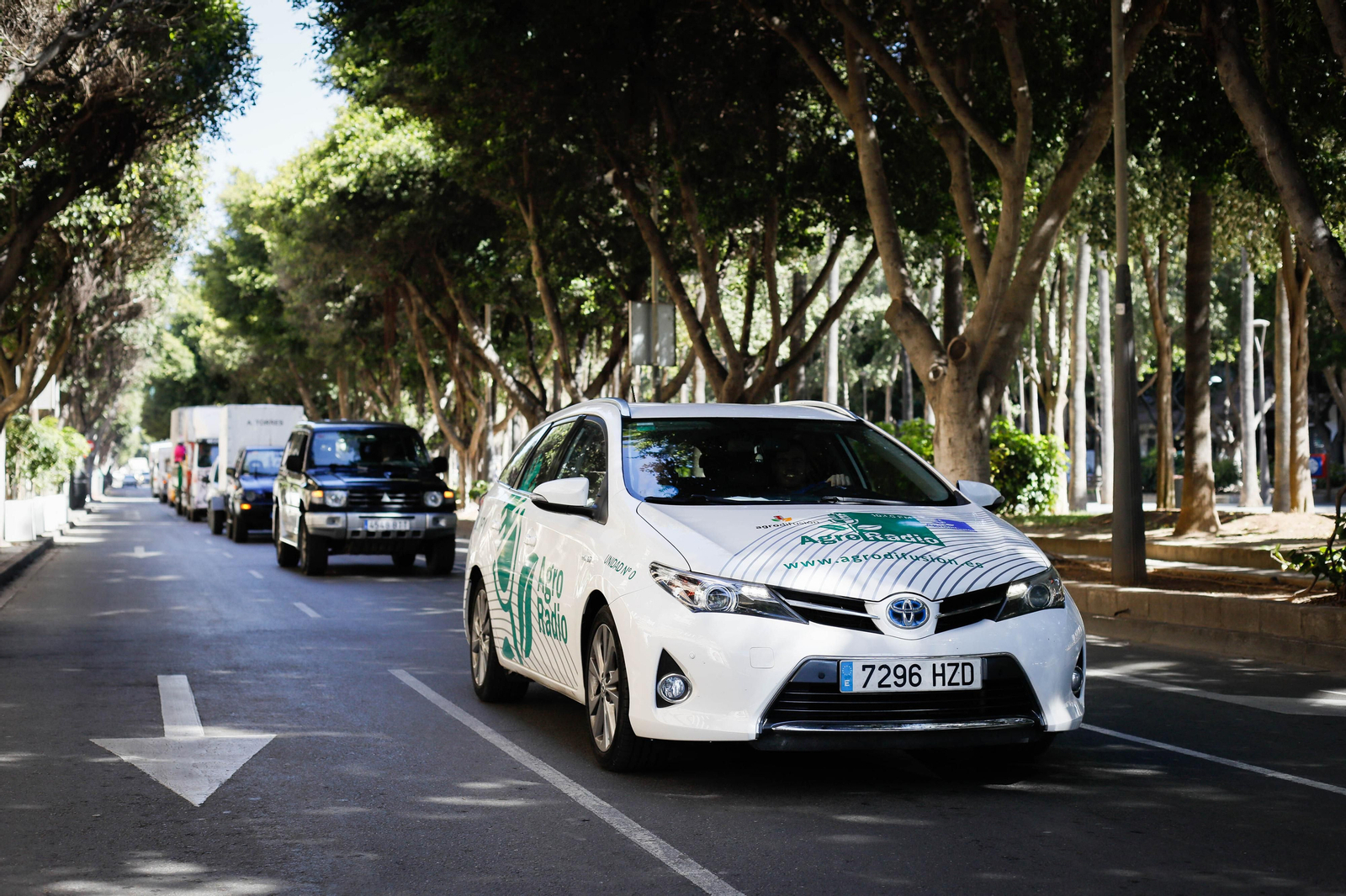 Los agricultores colapsan el puerto de Almería