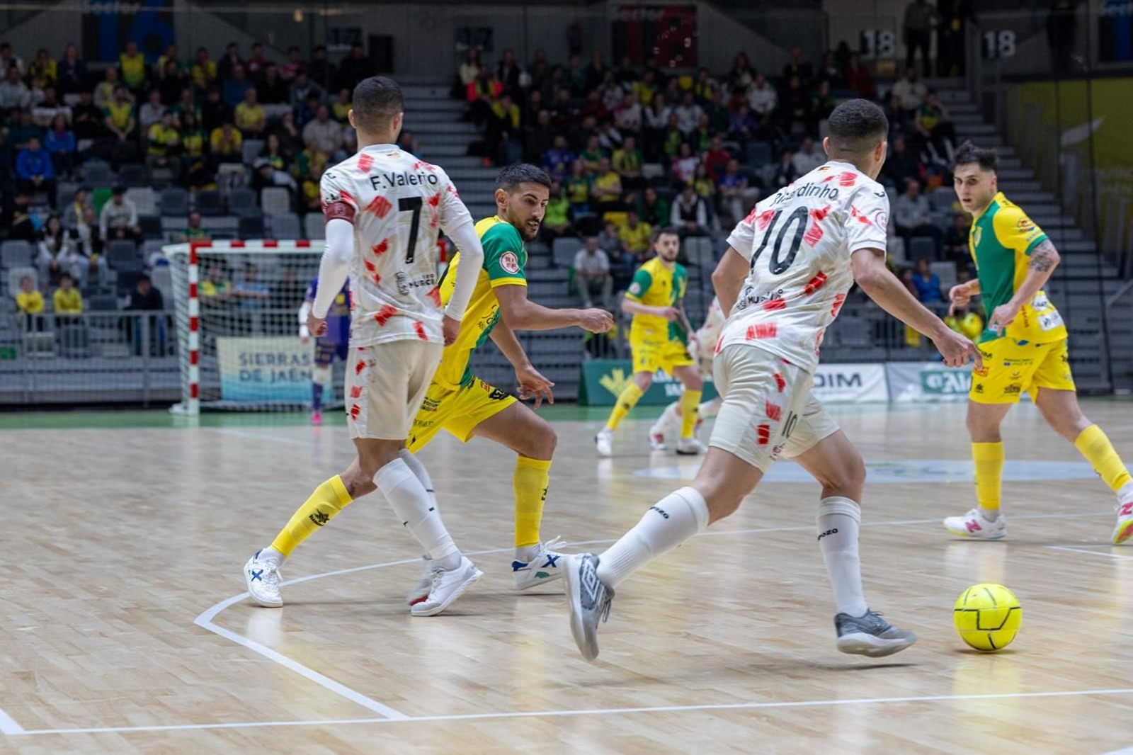 Las mejores fotos del empate entre Jaén Paraíso Interior FS y ElPozo Murcia