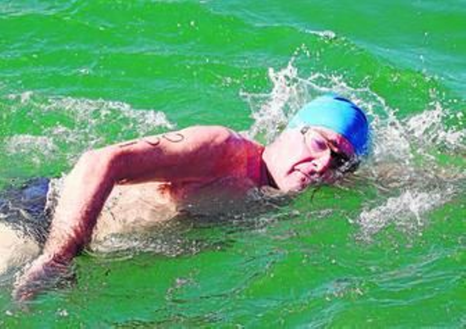 Rajoy sostiene desde Galicia que a Griñán "no le interesan los andaluces"