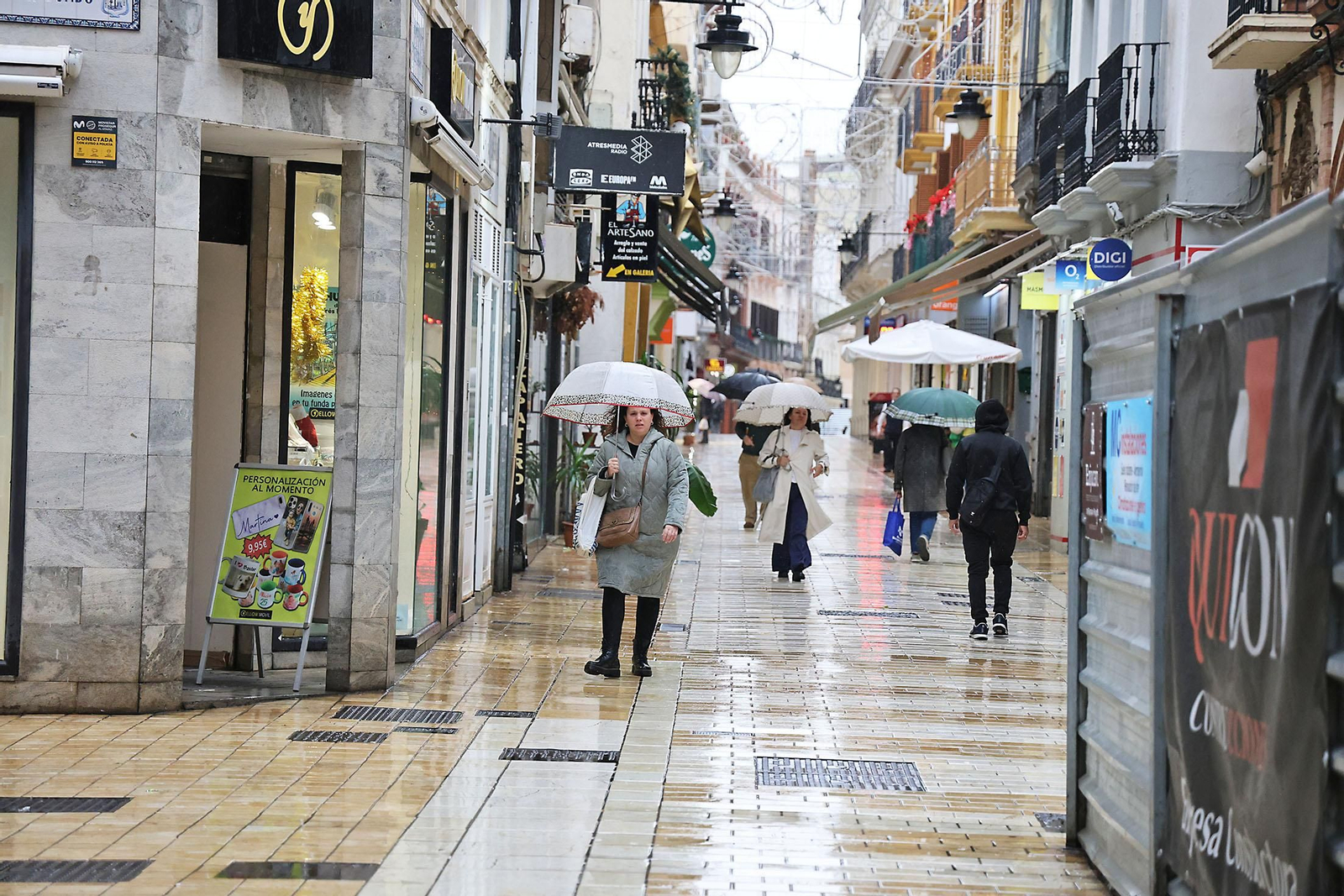 Las imágenes de la mañana de lluvia en Huelva