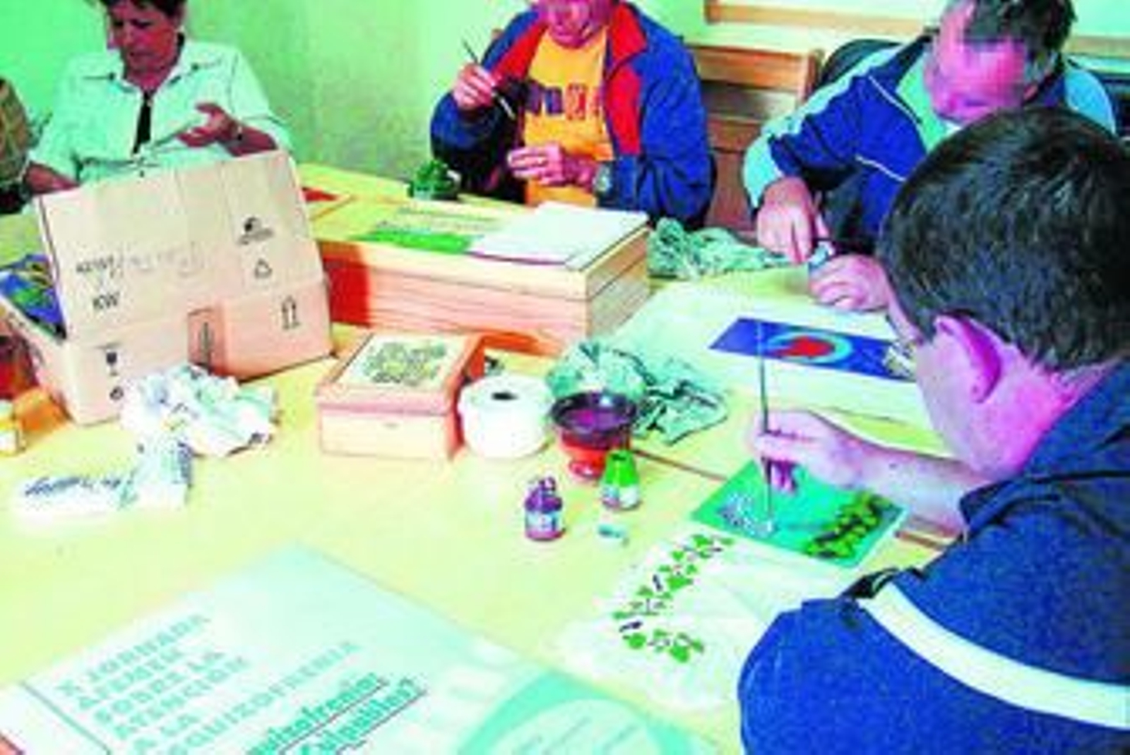 Uno de los talleres que imparte Afemen en una de sus sedes de la provincia de Cádiz.