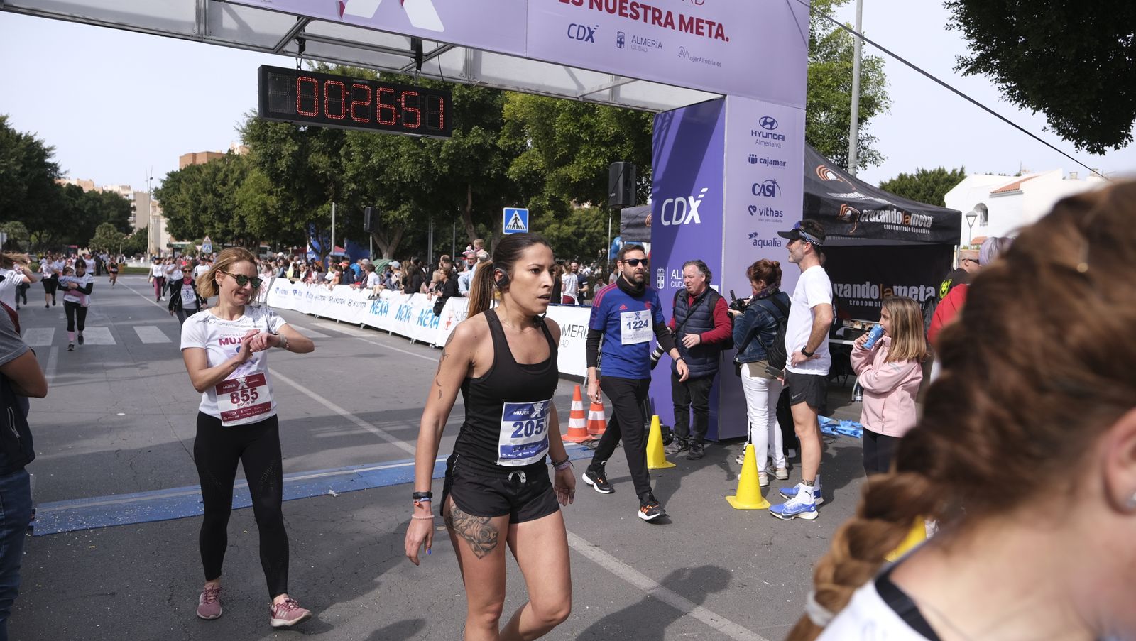 Imágenes de la Carrera de la Mujer 2023 en Almería