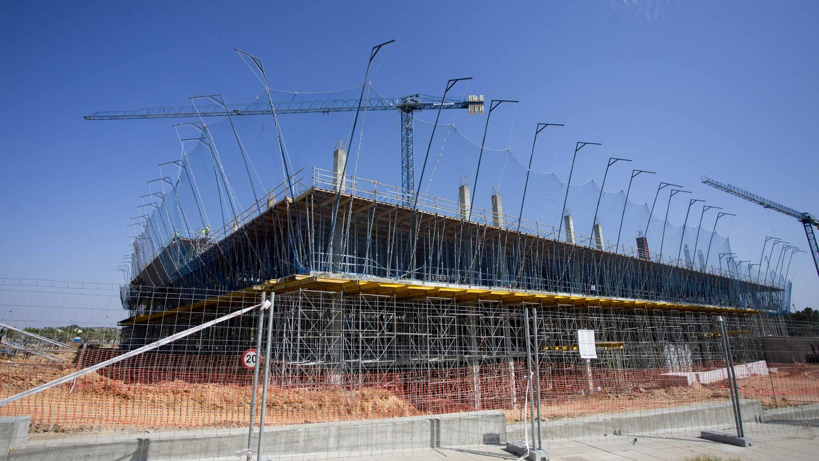 Bloques  en construcción en Entrenúcleos, zona de expansión de Dos Hermanas.