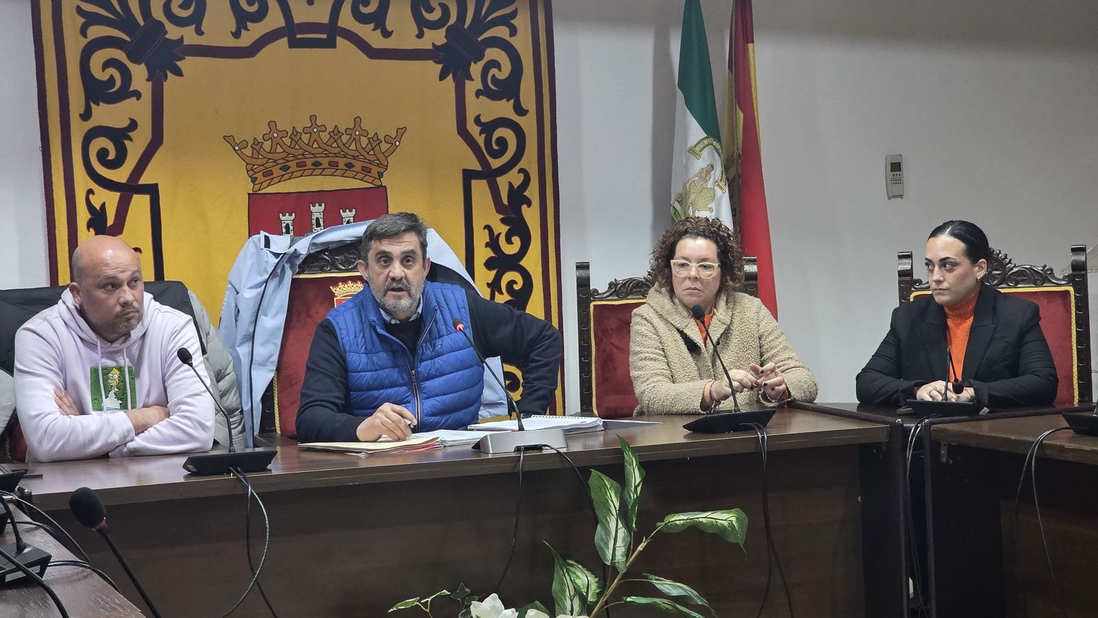 Pleno del Ayuntamiento de Almodóvar del Río.