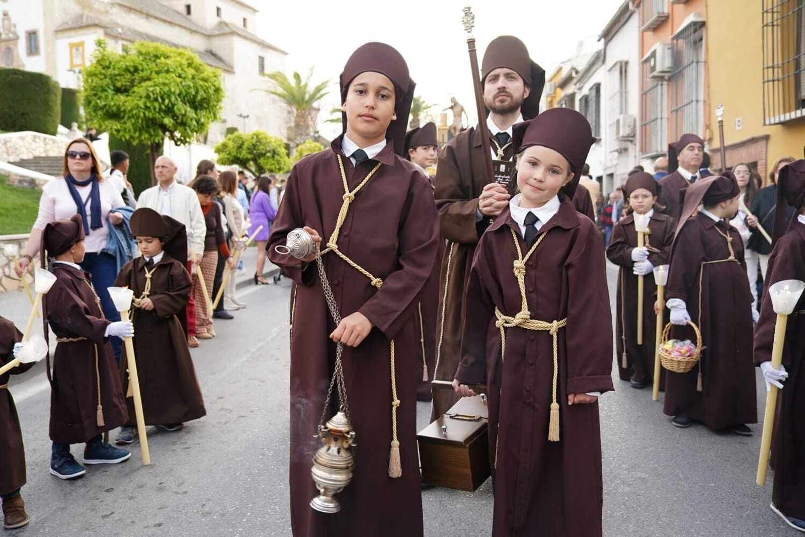 Martes Santo en Lucena: Las procesiones del Carmen, Servitas y Amor y Paz, en imágenes