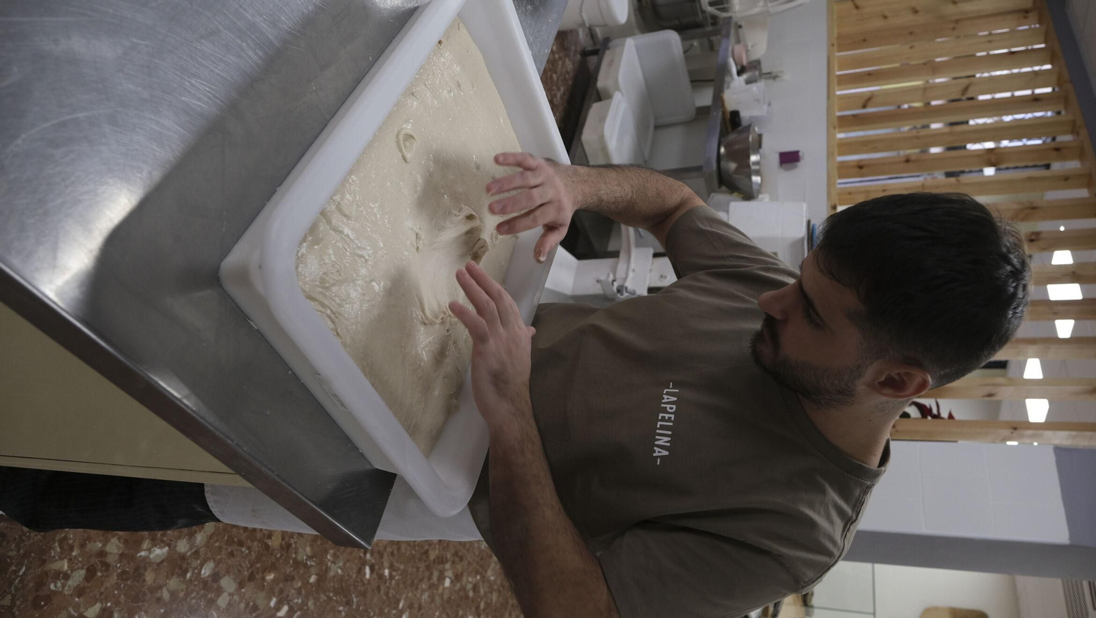 Vea cómo hacen el pan en la Panadería 'La Pelina'