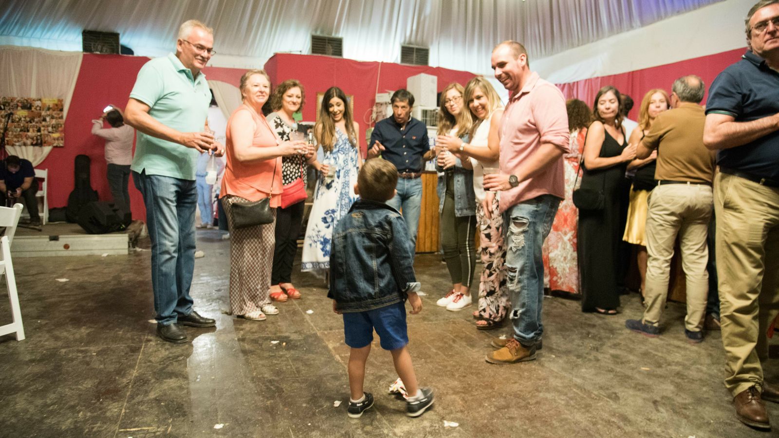 Viernes de Feria de la Línea en imagenes