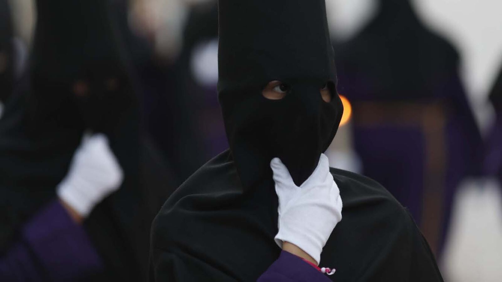 Las imágenes del Jueves Santo en Tarifa: Jesús Nazareno y María Santísima Virgen de la Paz