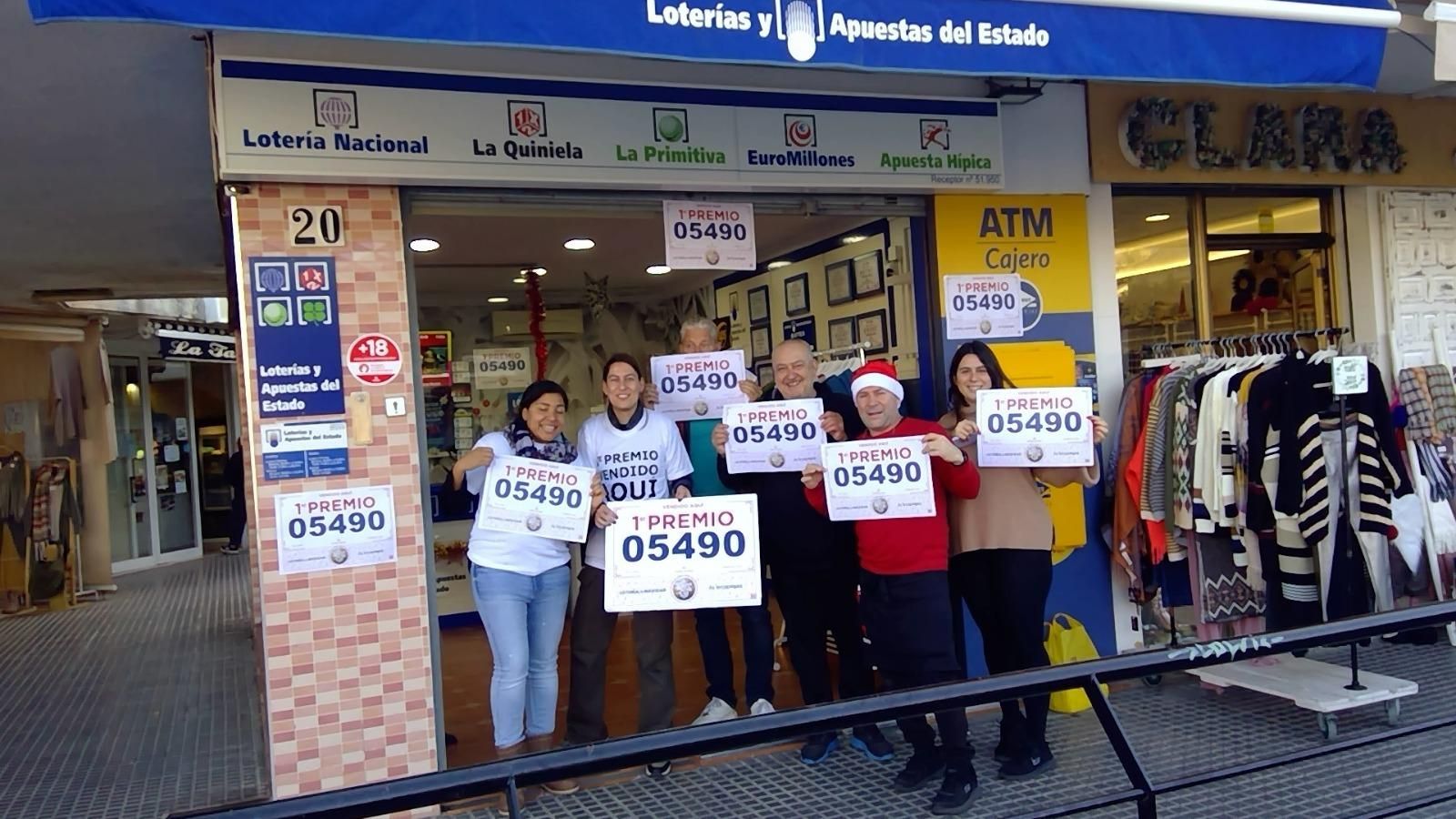 La administración de Torremolinos donde se ha vendido el Gordo, en Playamar. La administración de Torremolinos donde se ha vendido el Gordo, en Playamar.
