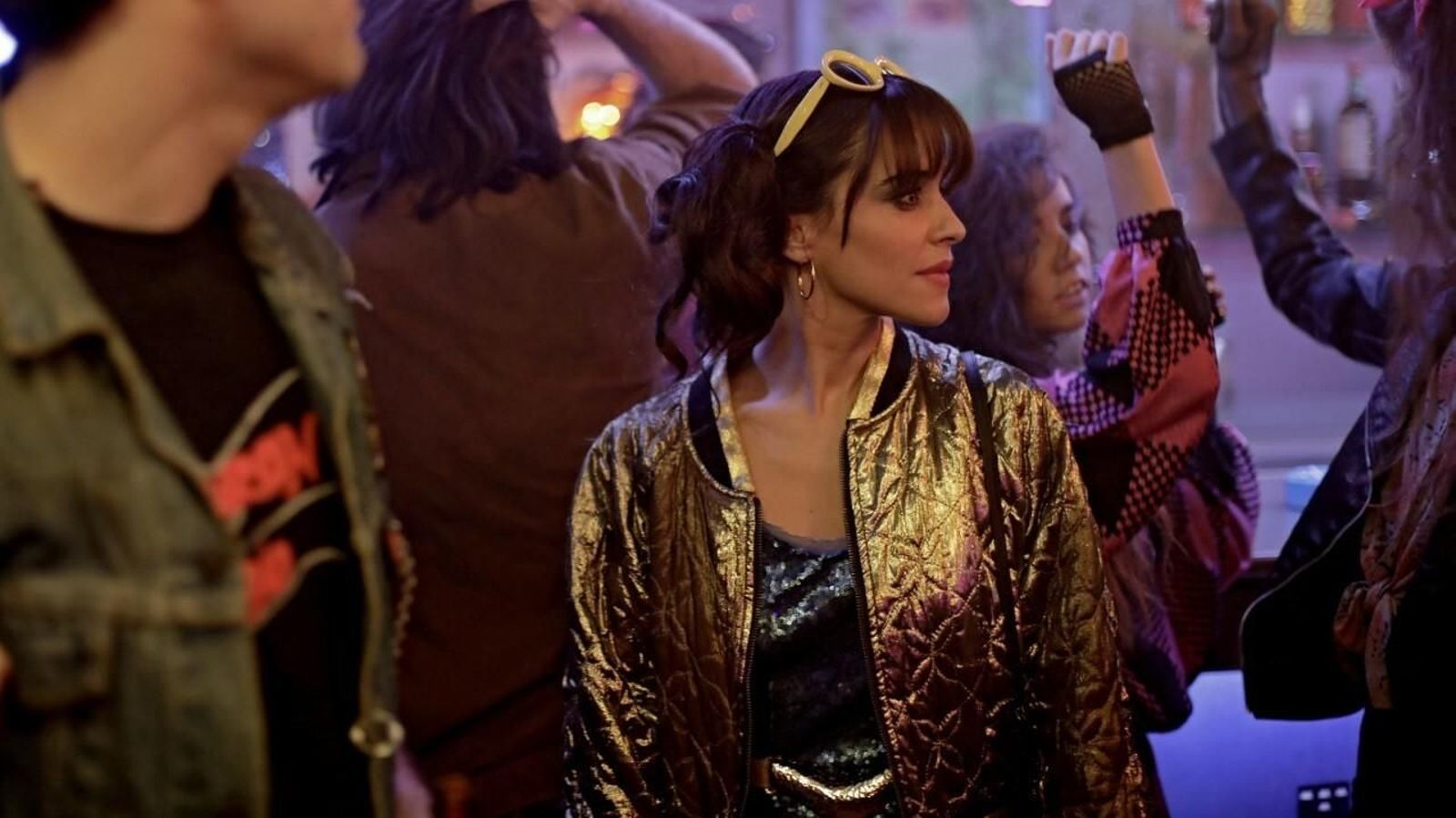 Macarena García, como Lola Mendieta, inmersa en la Movida madrileña