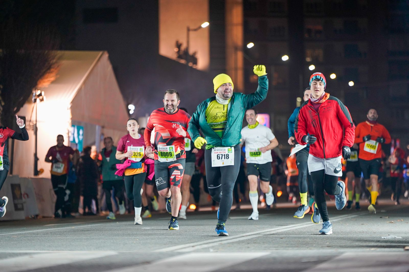 En imágenes: búscate en tu llegada a meta de la Carrera de San Antón 2026 (11)