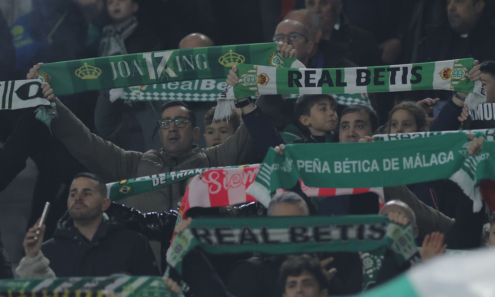 Búscate en las fotos del Betis - Villarreal