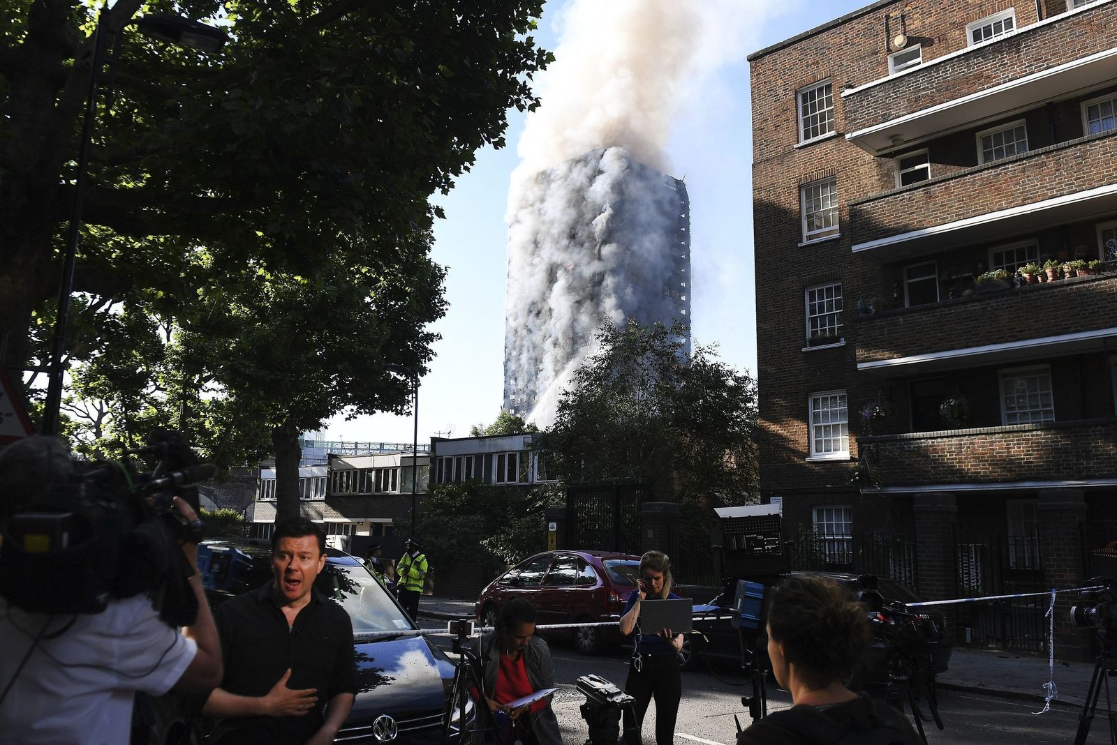 El espectacular incendio de Londres, en imágenes