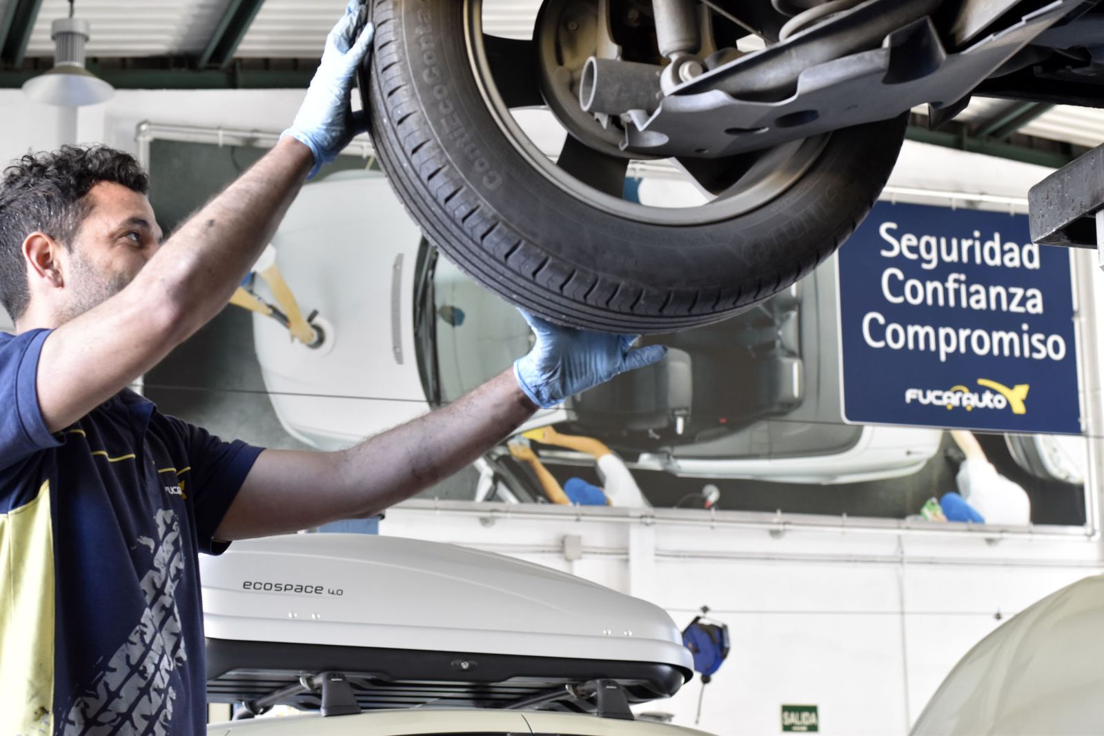 El 34,49% de lo que un onubense gasta en el taller se destina a la reparación o reposición de neumáticos debido a su desgaste.