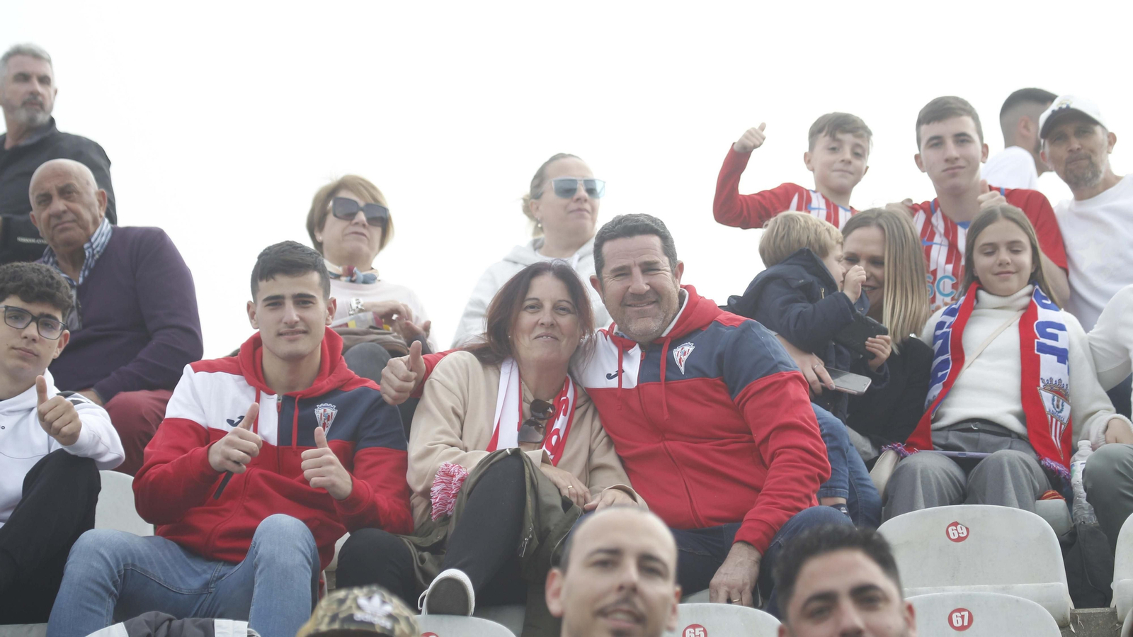 Búscate en el Algeciras CF  - Linares de Primera Federación