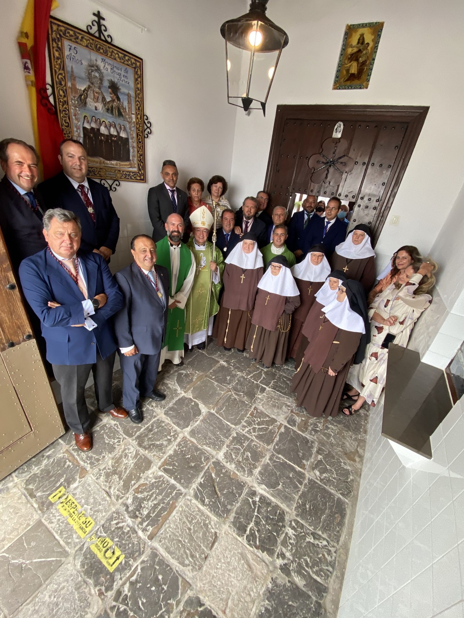 Un azulejo del Desconsuelo en las ‘hermanitas’