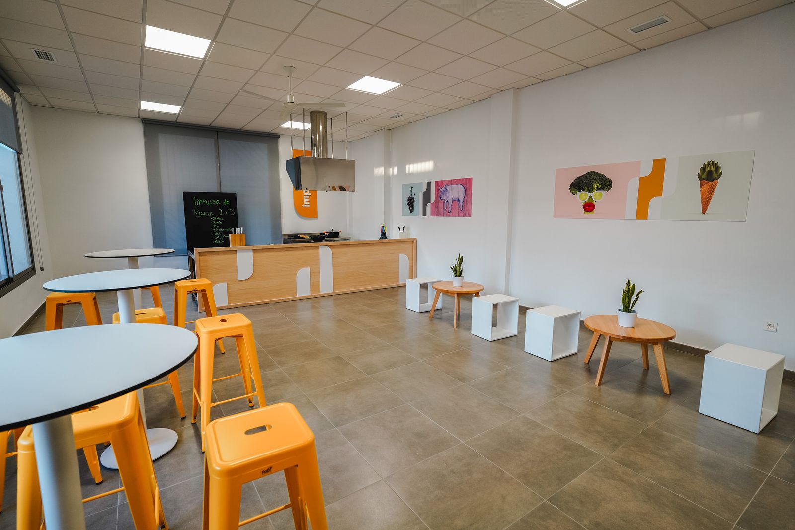 El nuevo Centro de Emprendimiento e Innovación Impulsa 10 de Pozoblanco, en fotografías