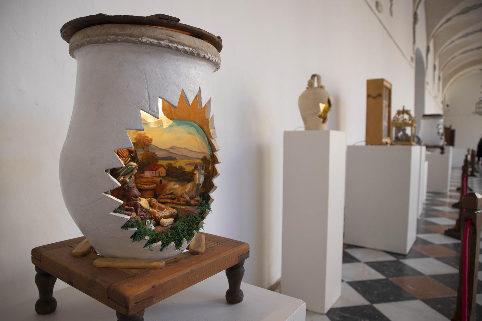 Un recorrido en imágenes por la exposición de belenes de Marcos Campos en Córdoba