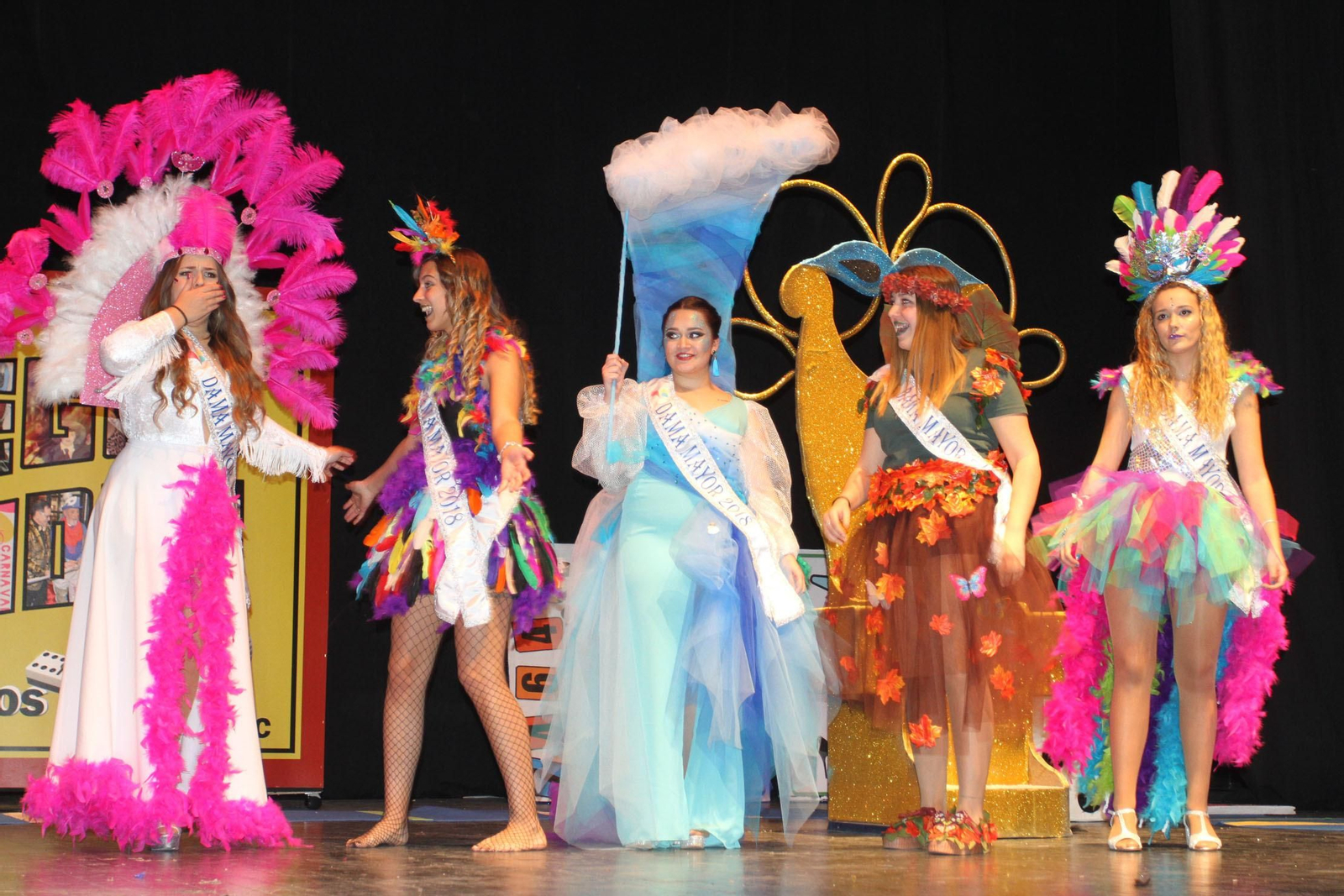 Gala de la coronación de  la choquera mayor e infantil del Carnaval Colombino 2018