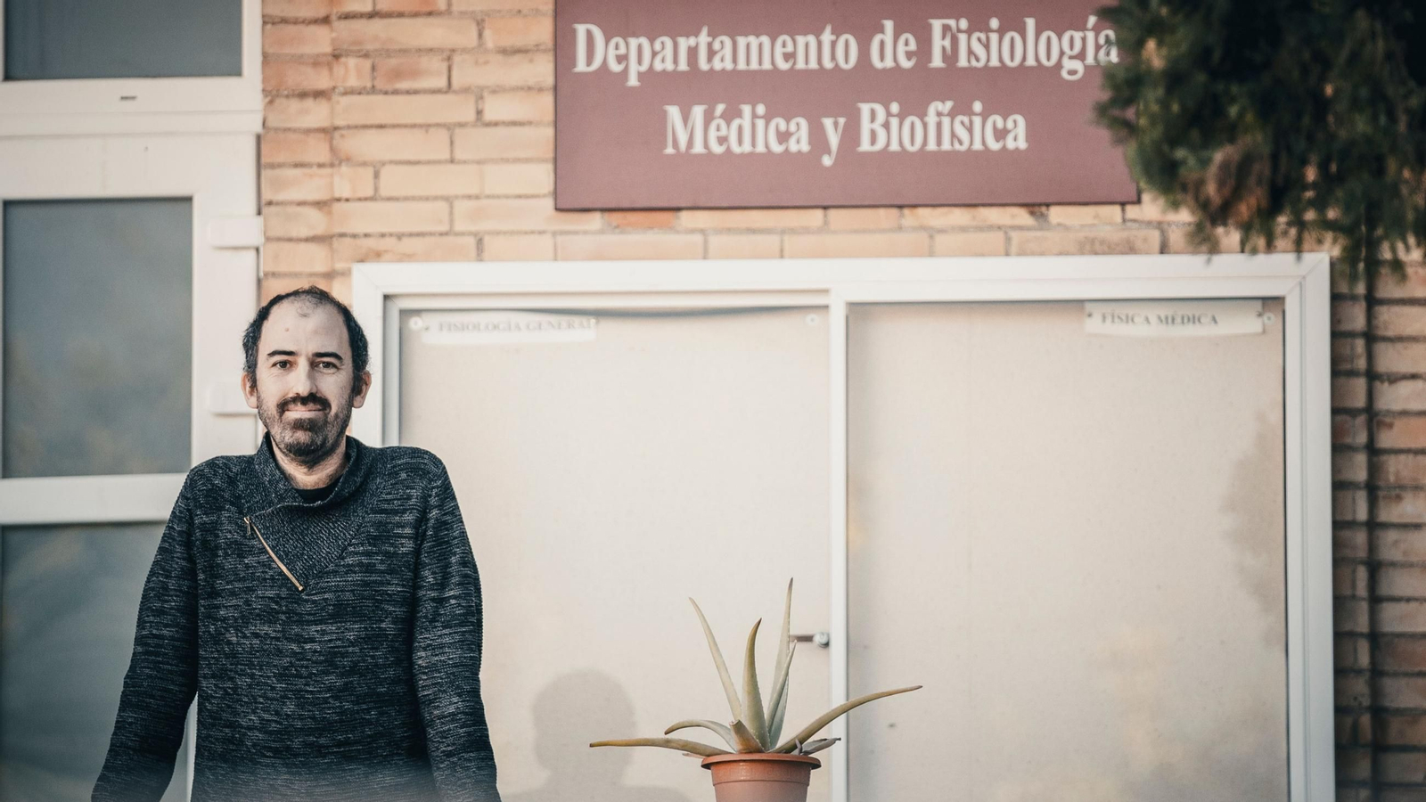 El neurocientífico Rafael Romero García.