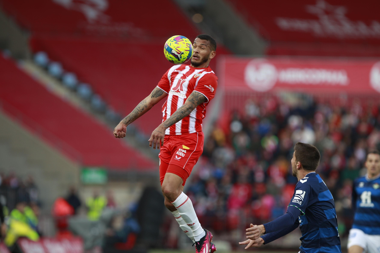 Imágenes del partido de fútbol U.D. Almería-Real Betis Balompié