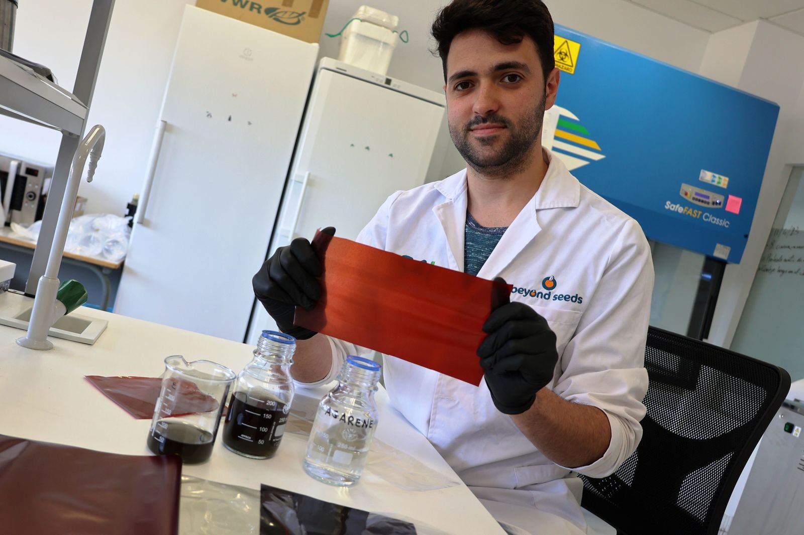 Un investigador de Beyond Seeds.