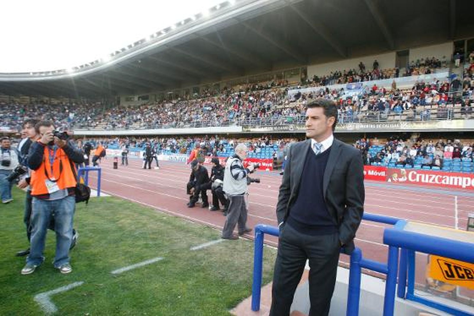 Míchel, entrenador del getafe comentó tras el partido que "al principio parecía que eran ellos los que se jugaban algo"

Foto: Pascual