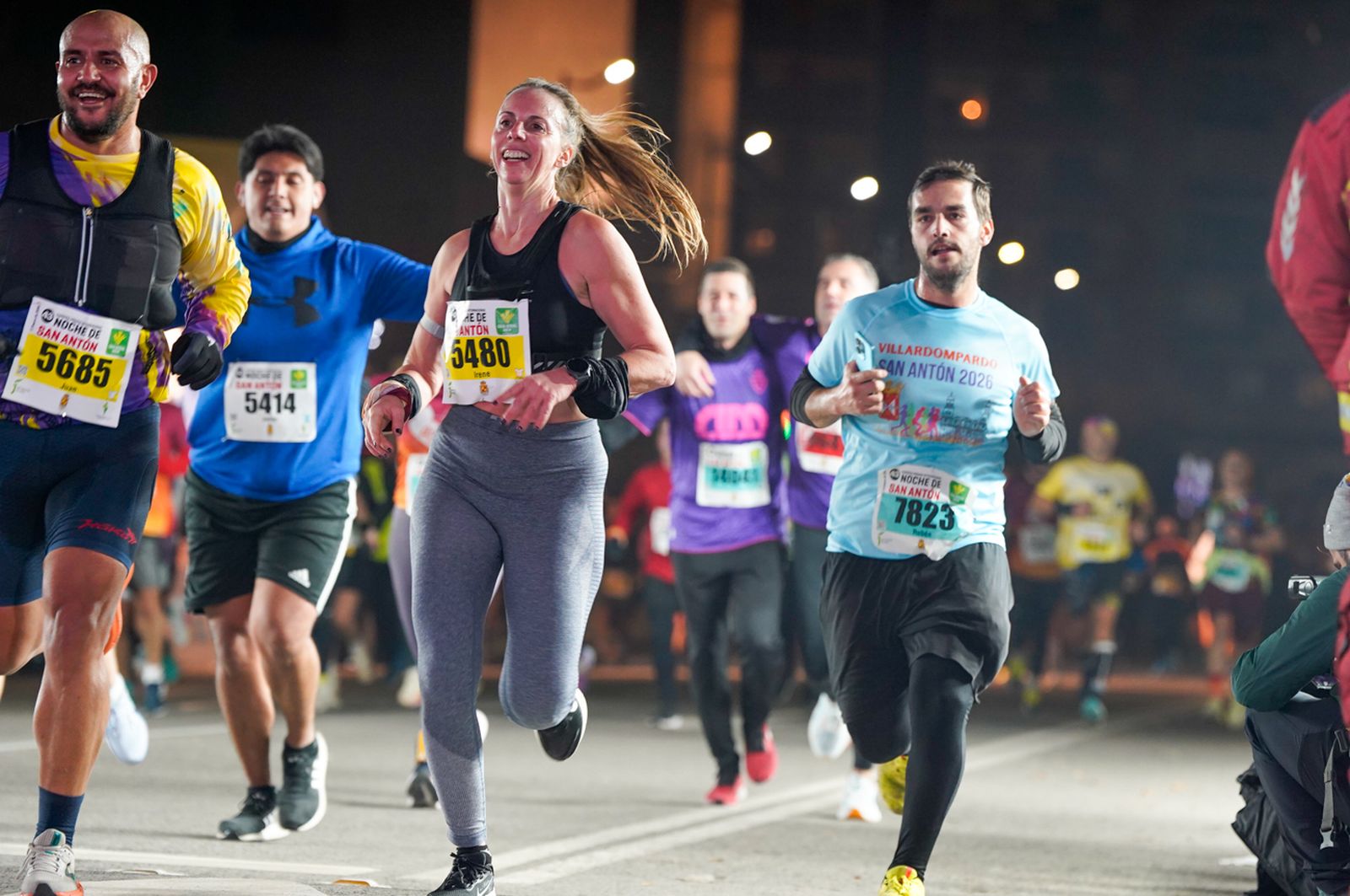 En imágenes: búscate en tu llegada a meta de la Carrera de San Antón 2026 (14)