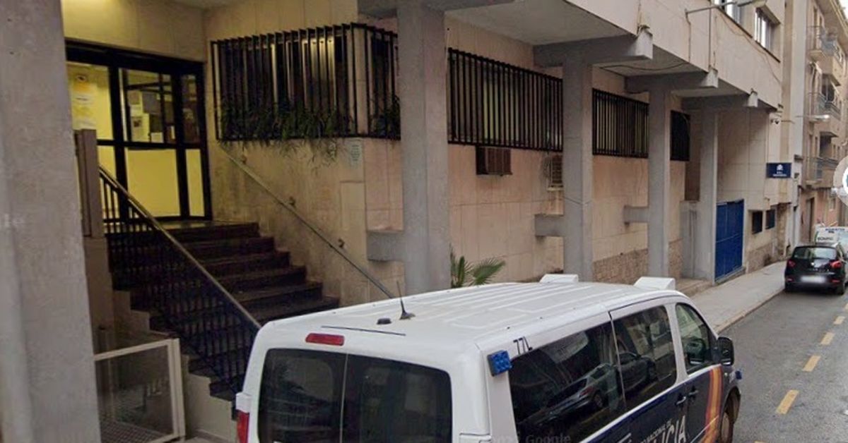 Detenido un hombre en Linares por perseguir a su mujer con navajas por ...