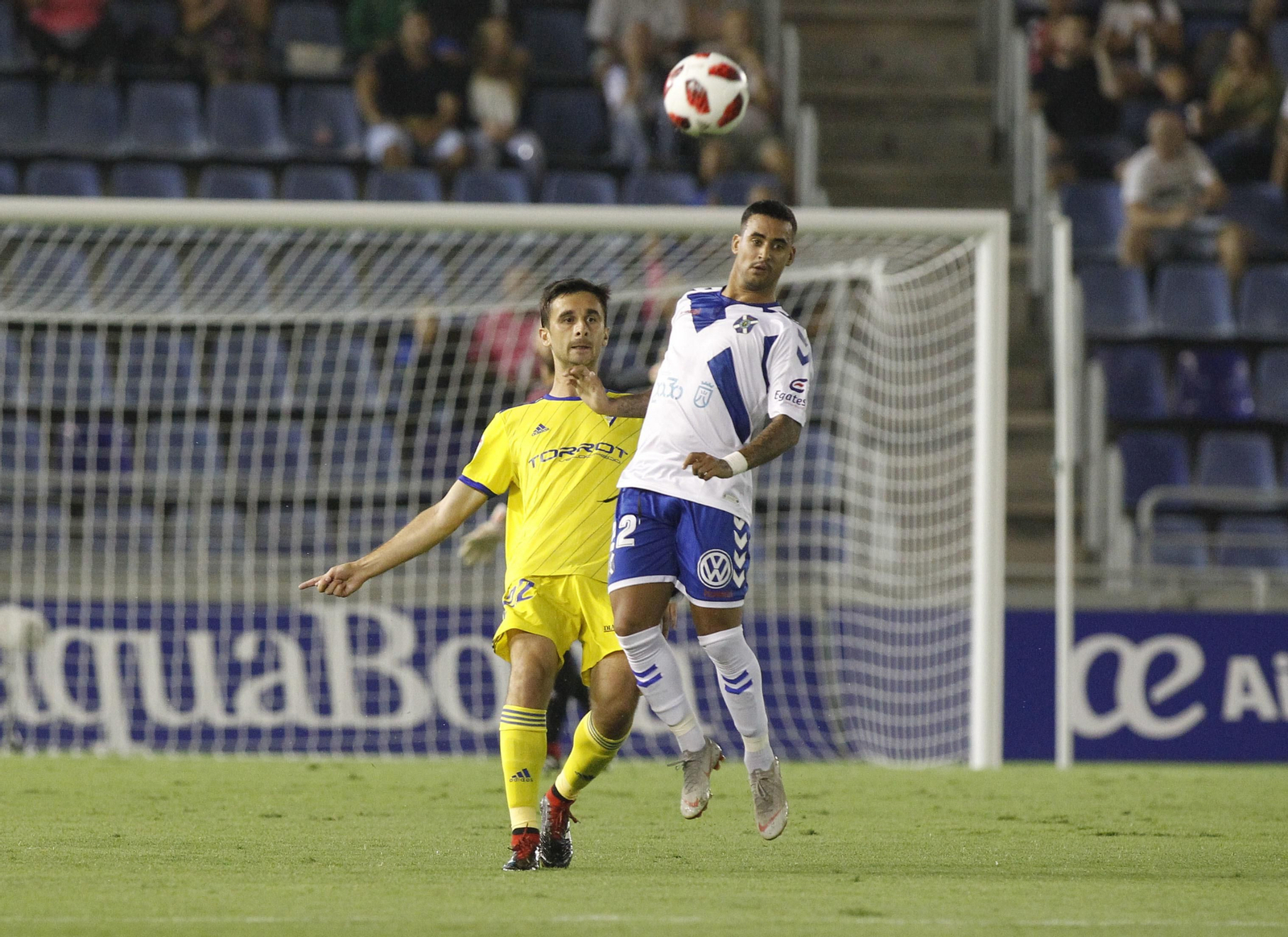 Las imágenes del Tenerife-Cádiz de Copa del Rey