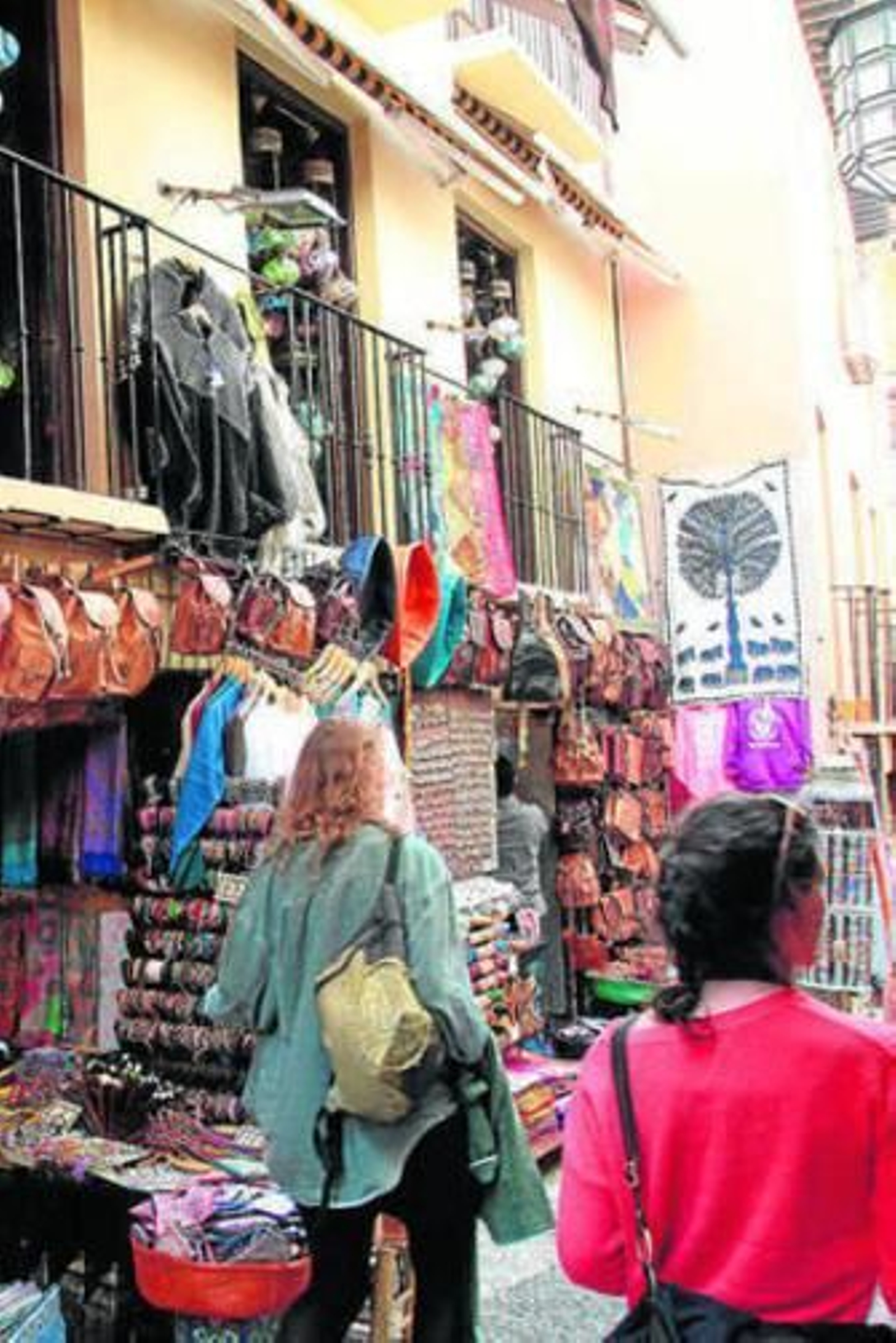 Una carrera de obstáculos para vecinos y turistas