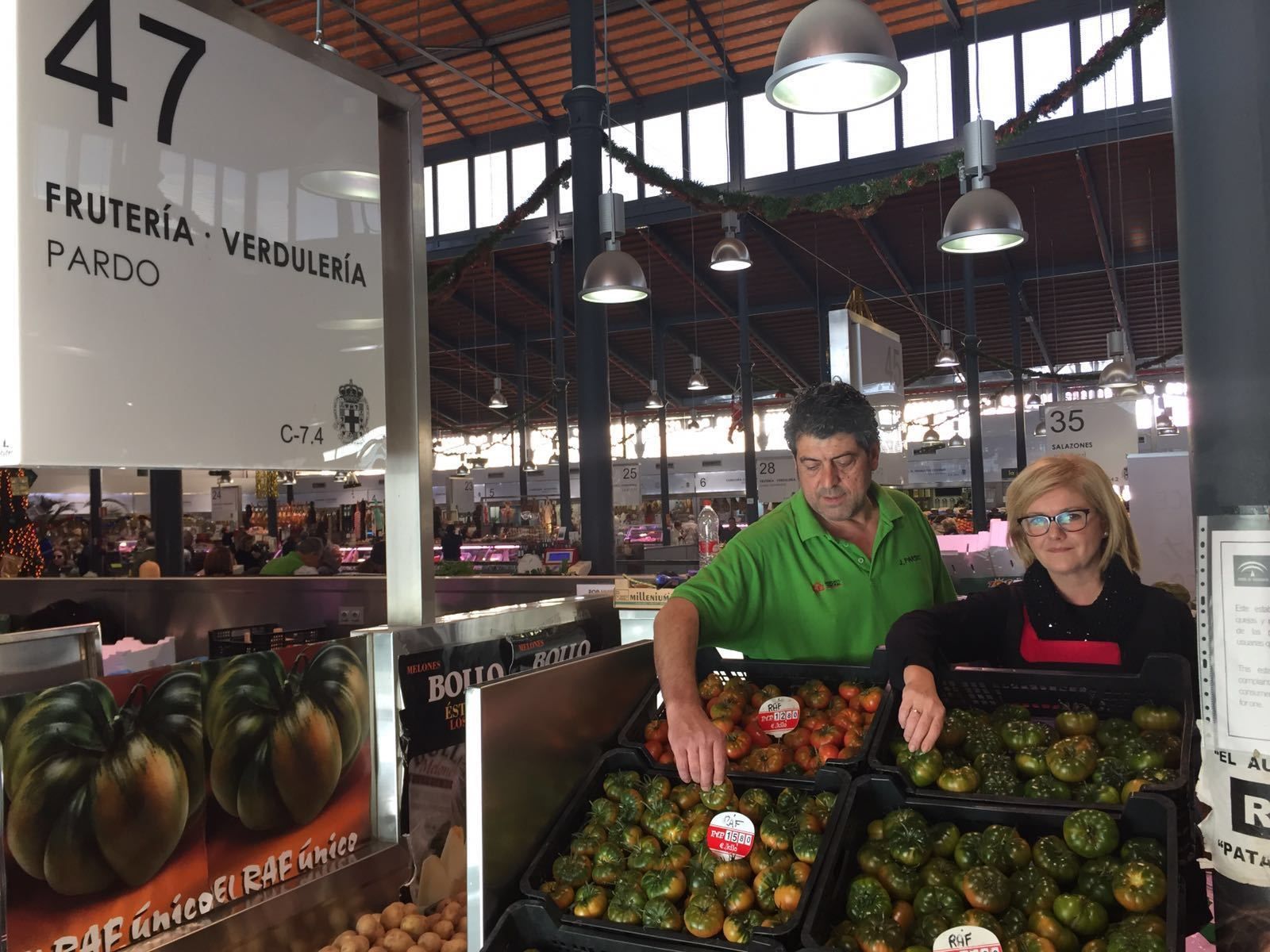 La Frutería Pardo apuesta por el tomate Raf de Agrupalmería.