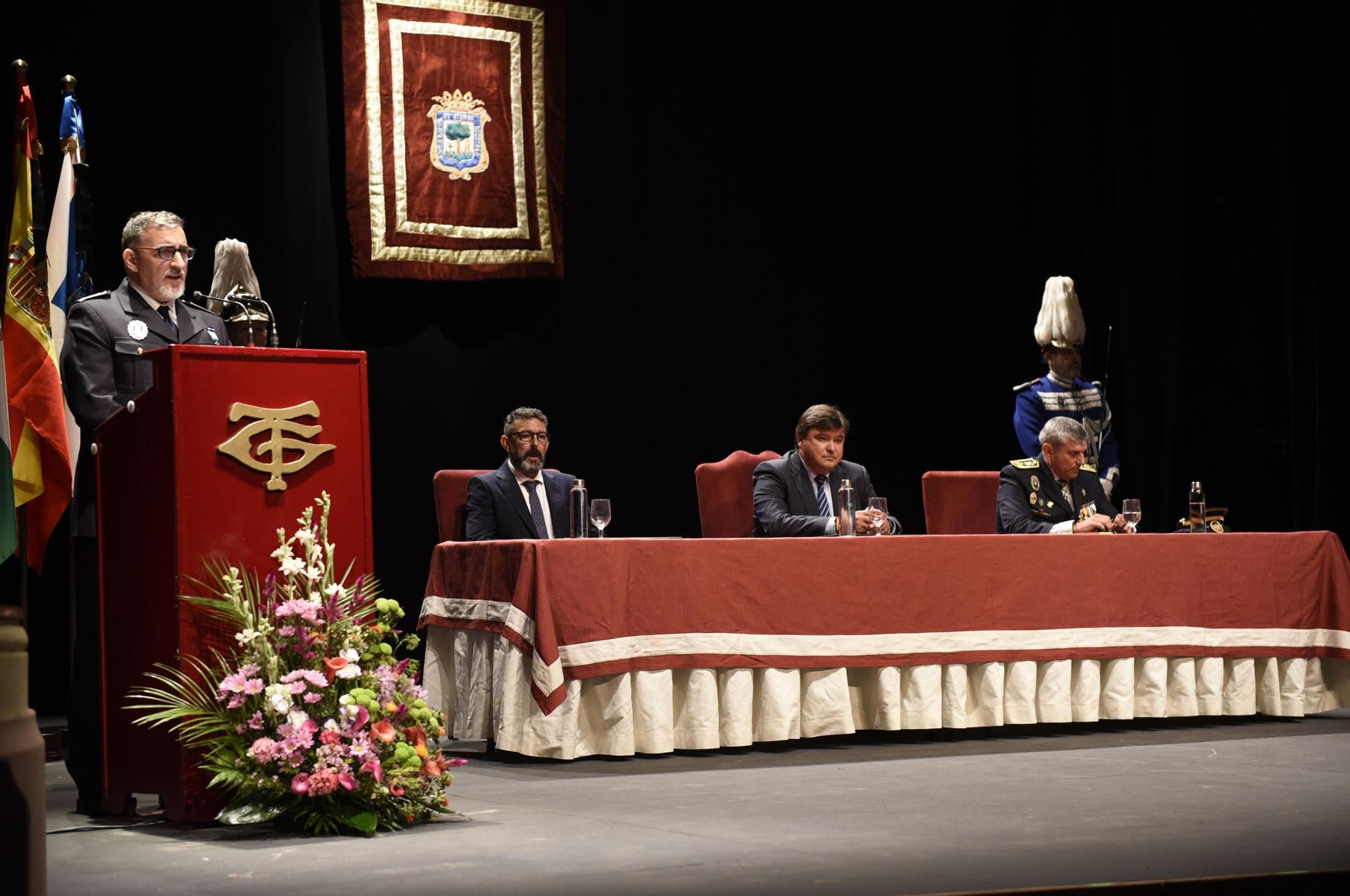 Imágenes del acto del Día de la Policía Local de Huelva