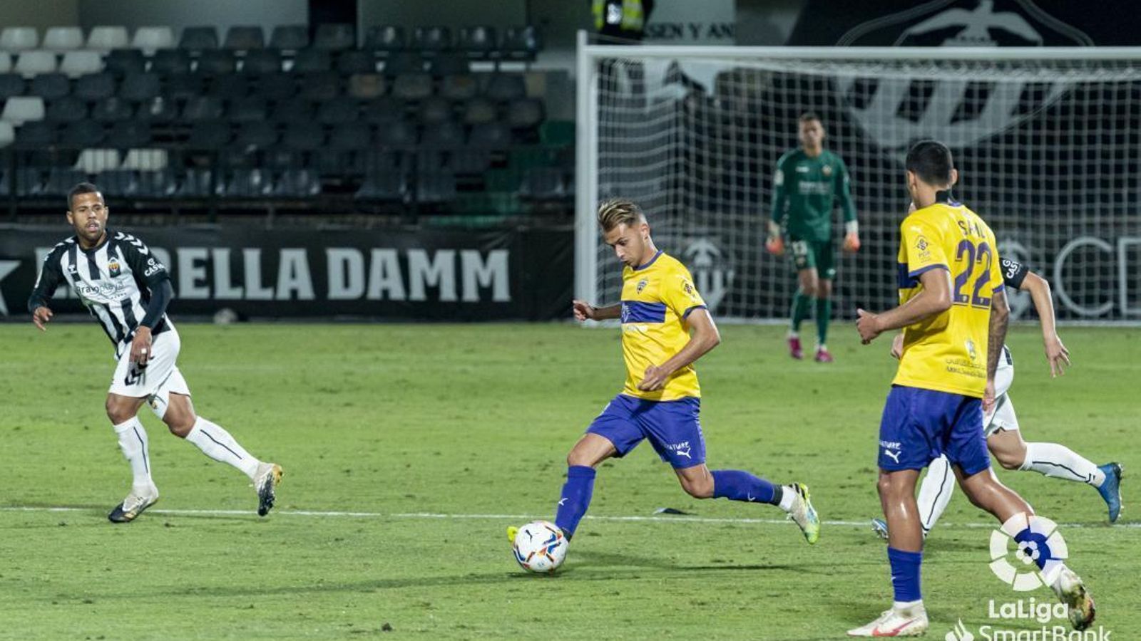 Villalba hizo el 0-2 a pase de Corpas