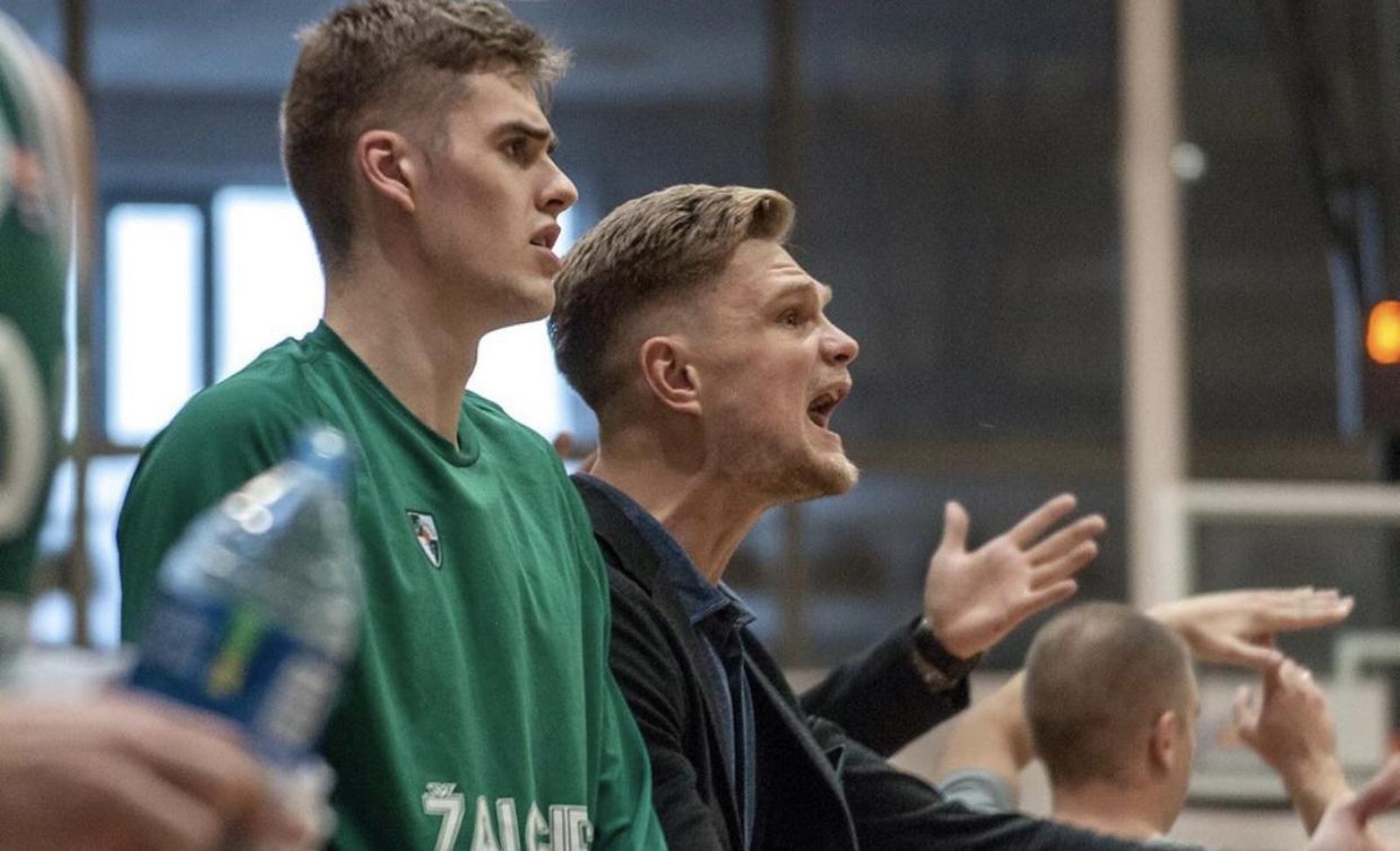 Tautvydas Sabonis, dirigiendo un partido.