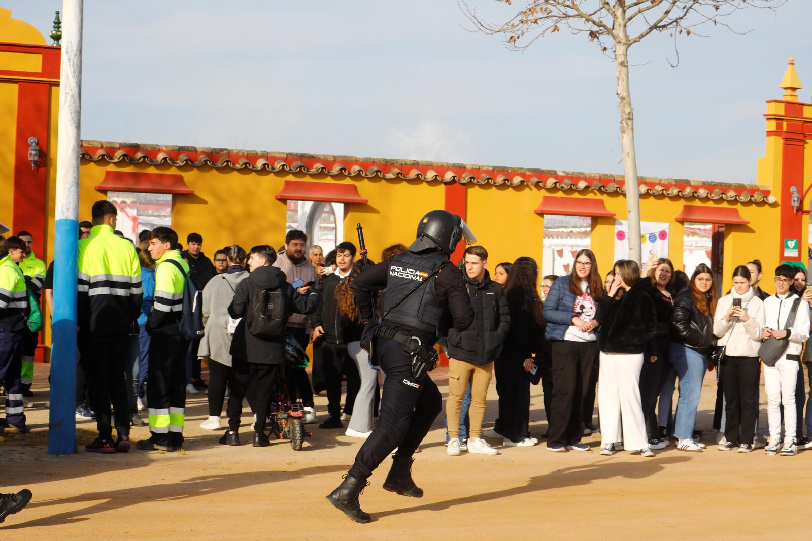 El simulacro de actuación ante una explosión en la Feria de Córdoba, en imágenes