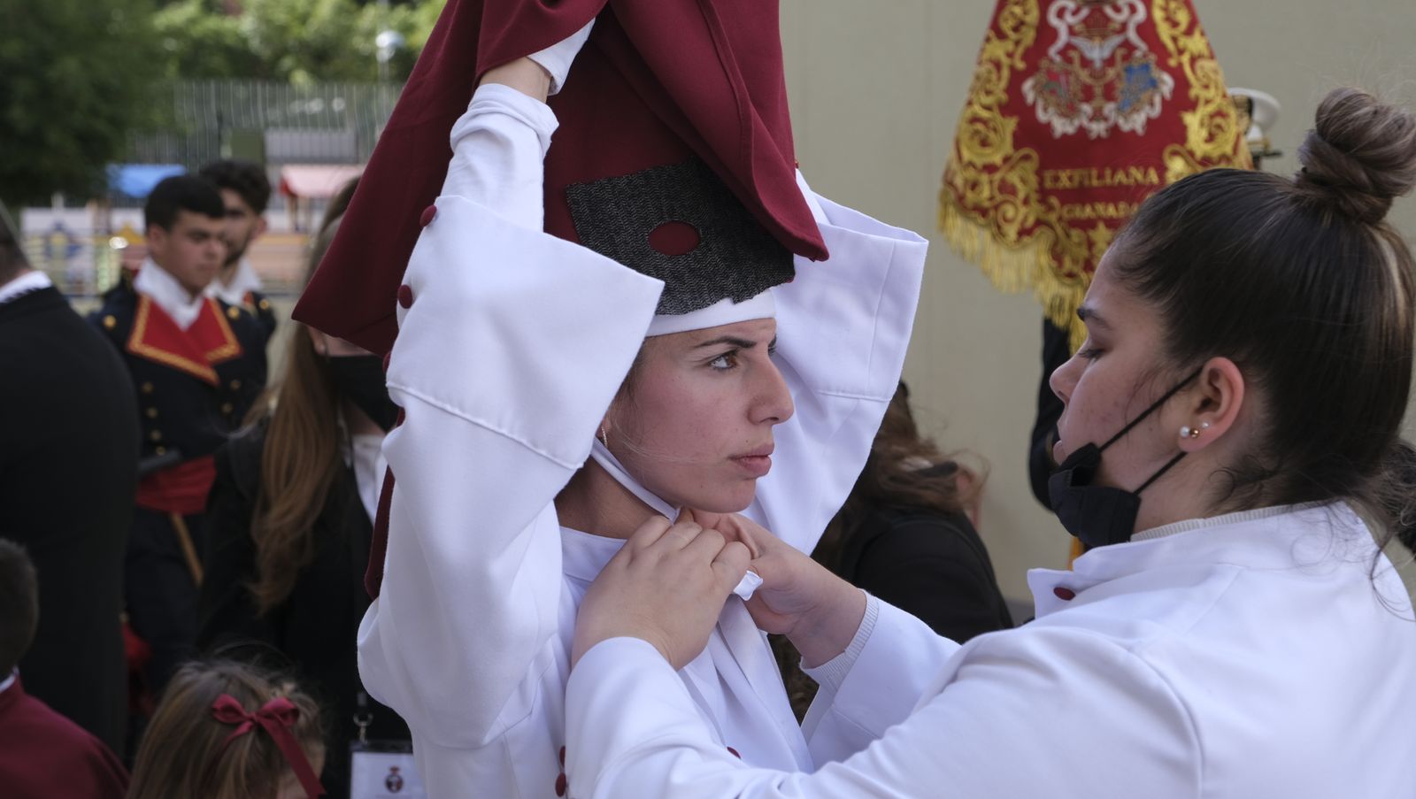 Fotogalería de la procesión de Coronación. Semana Santa Almería 2022.