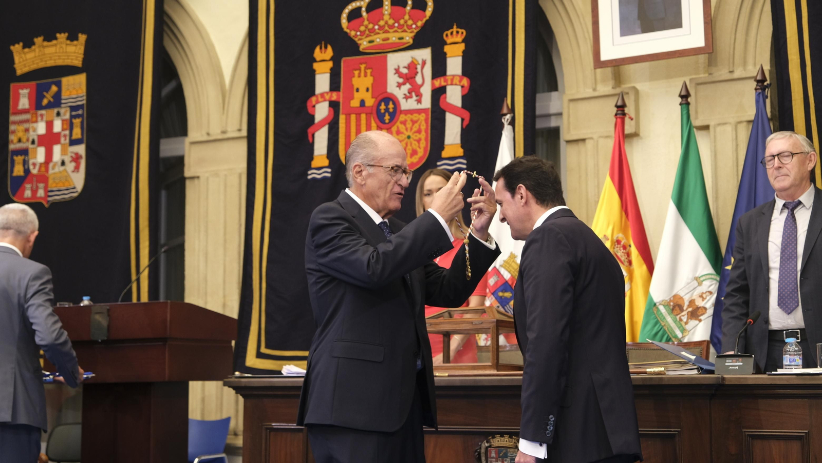 Imágenes del acto de constitución de la Diputación de Almería