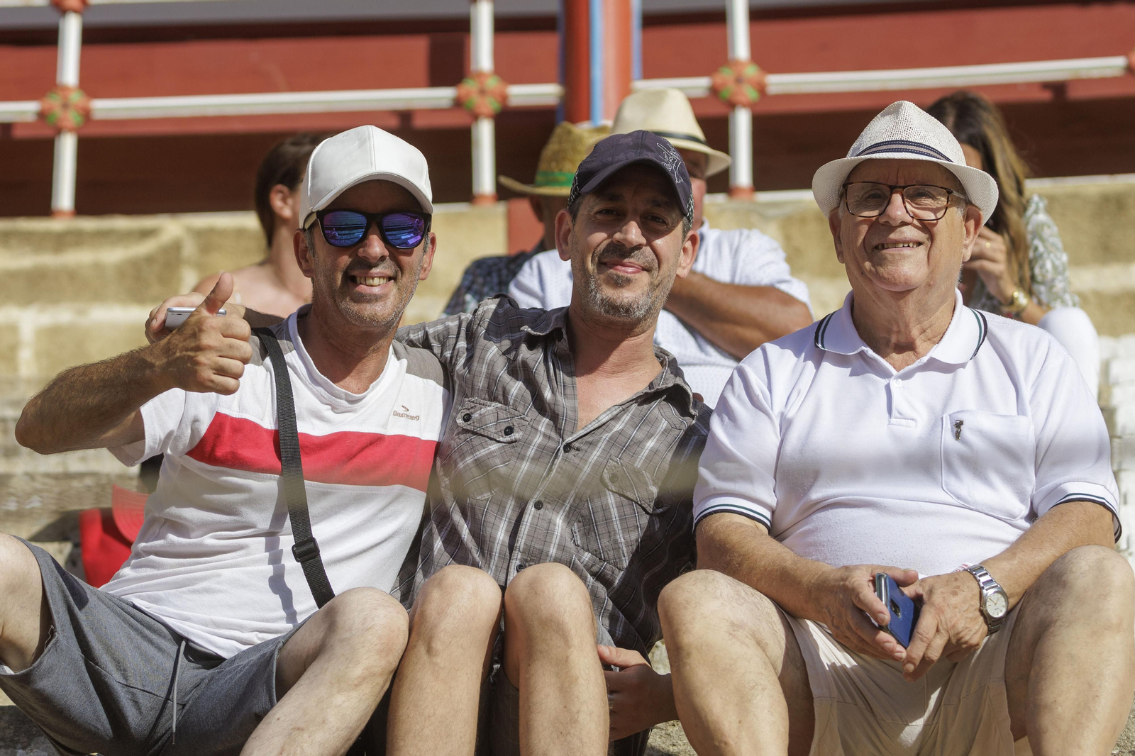 Las imágenes de la tarde de toros del domingo en El Puerto