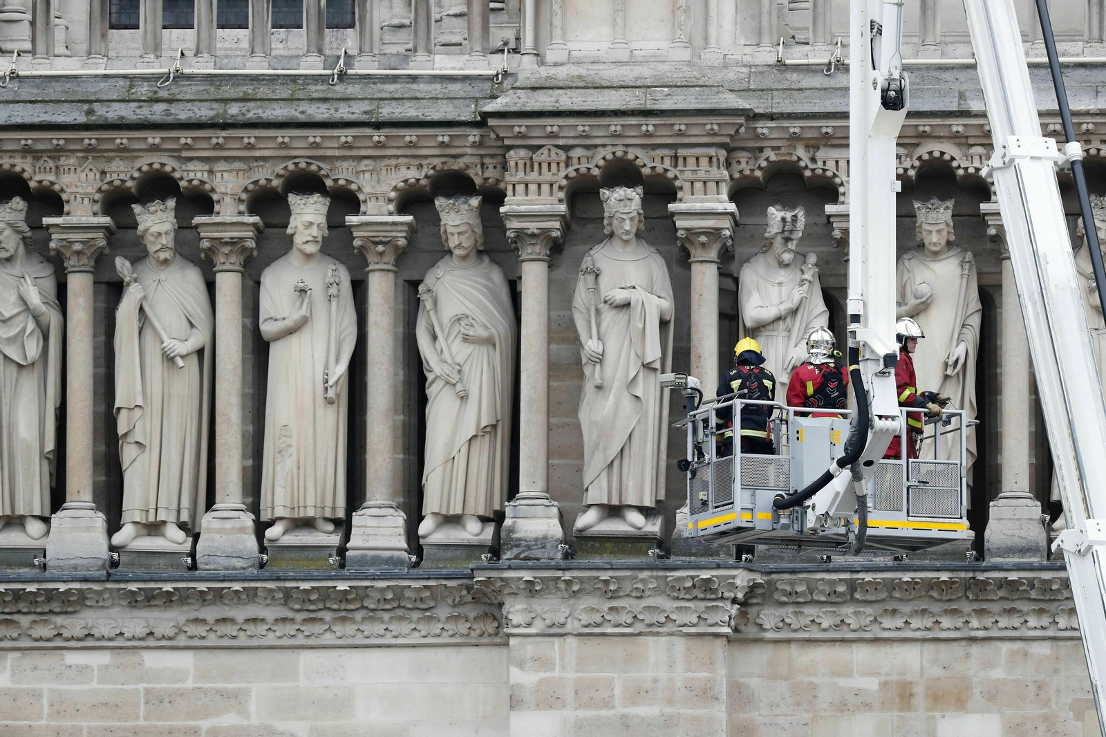 Las imágenes de Notre Dame tras la tragedia
