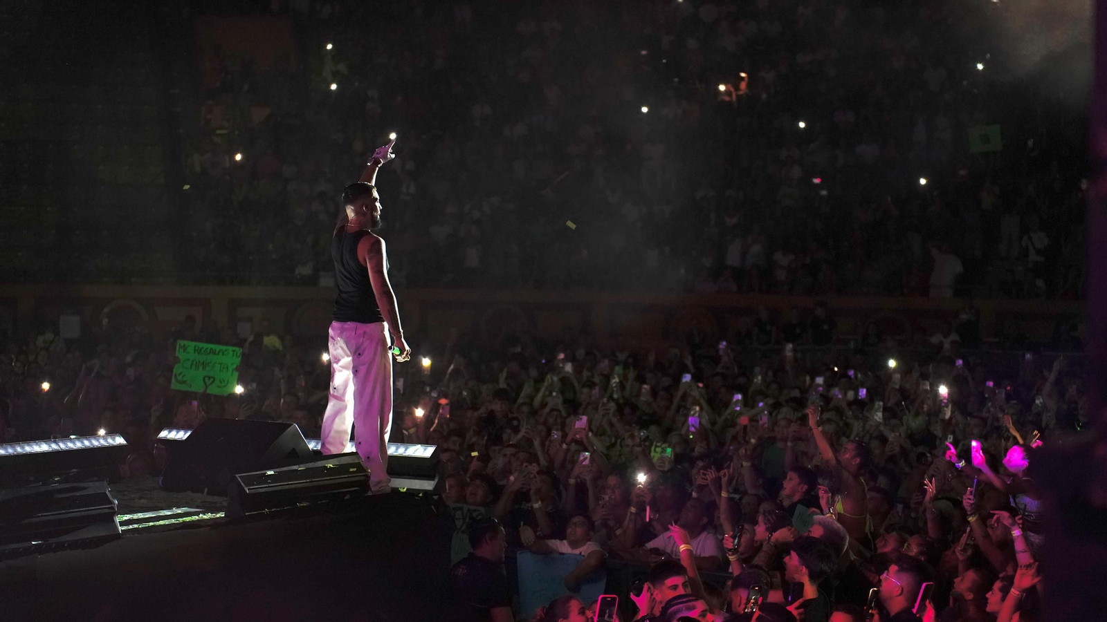 El concierto de JC Reyes en el Cabaret Festival de Algeciras, en imágenes