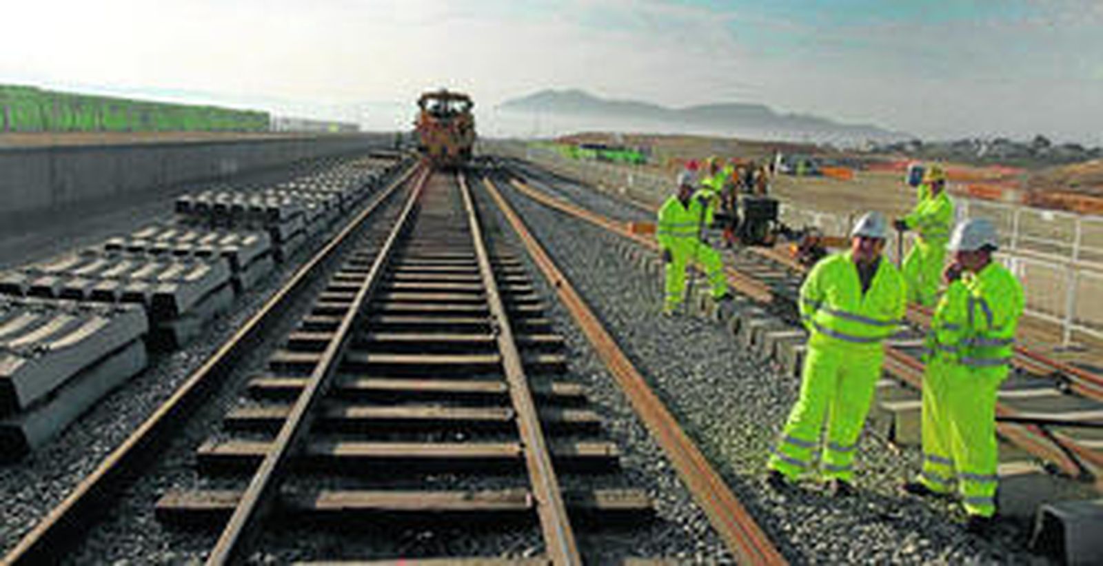 El proyecto beneficia directamente a Granada puesto que permitirá conectar con Sevilla en 90 minutos.