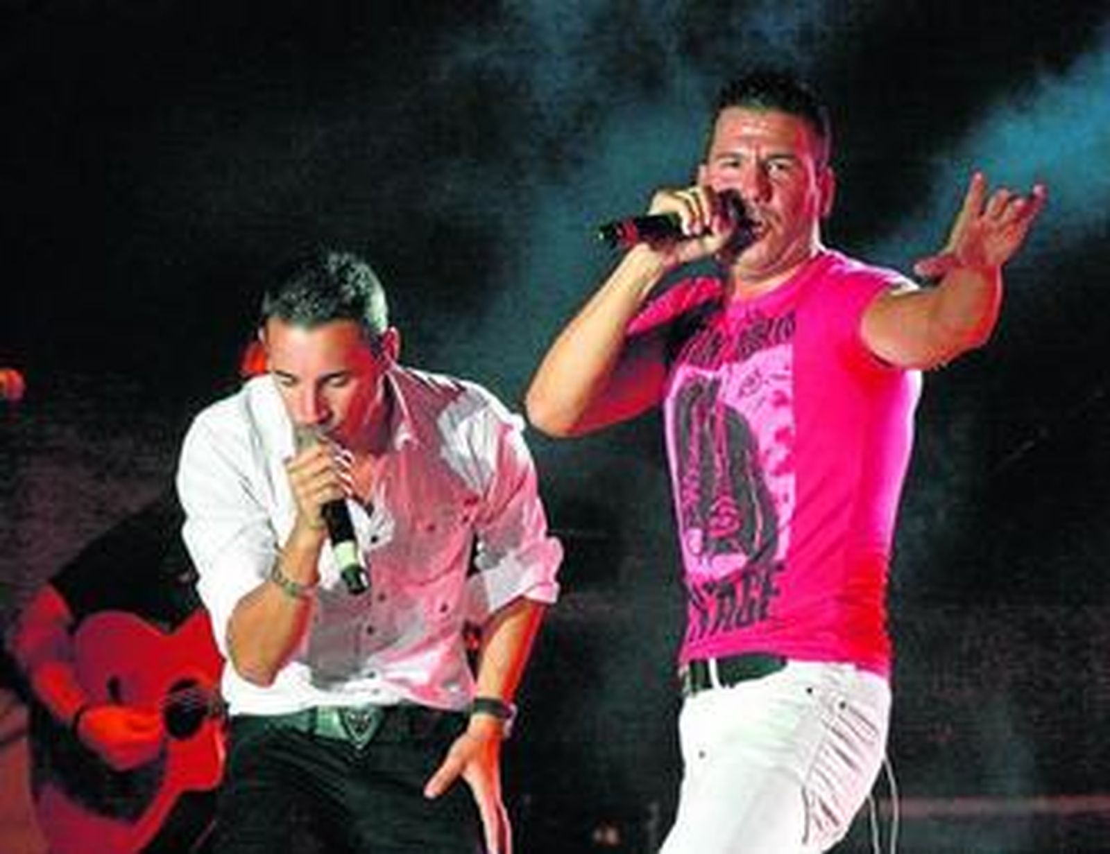 La Orden se llenó de seguidores de los gaditanos Andy y Lucas.