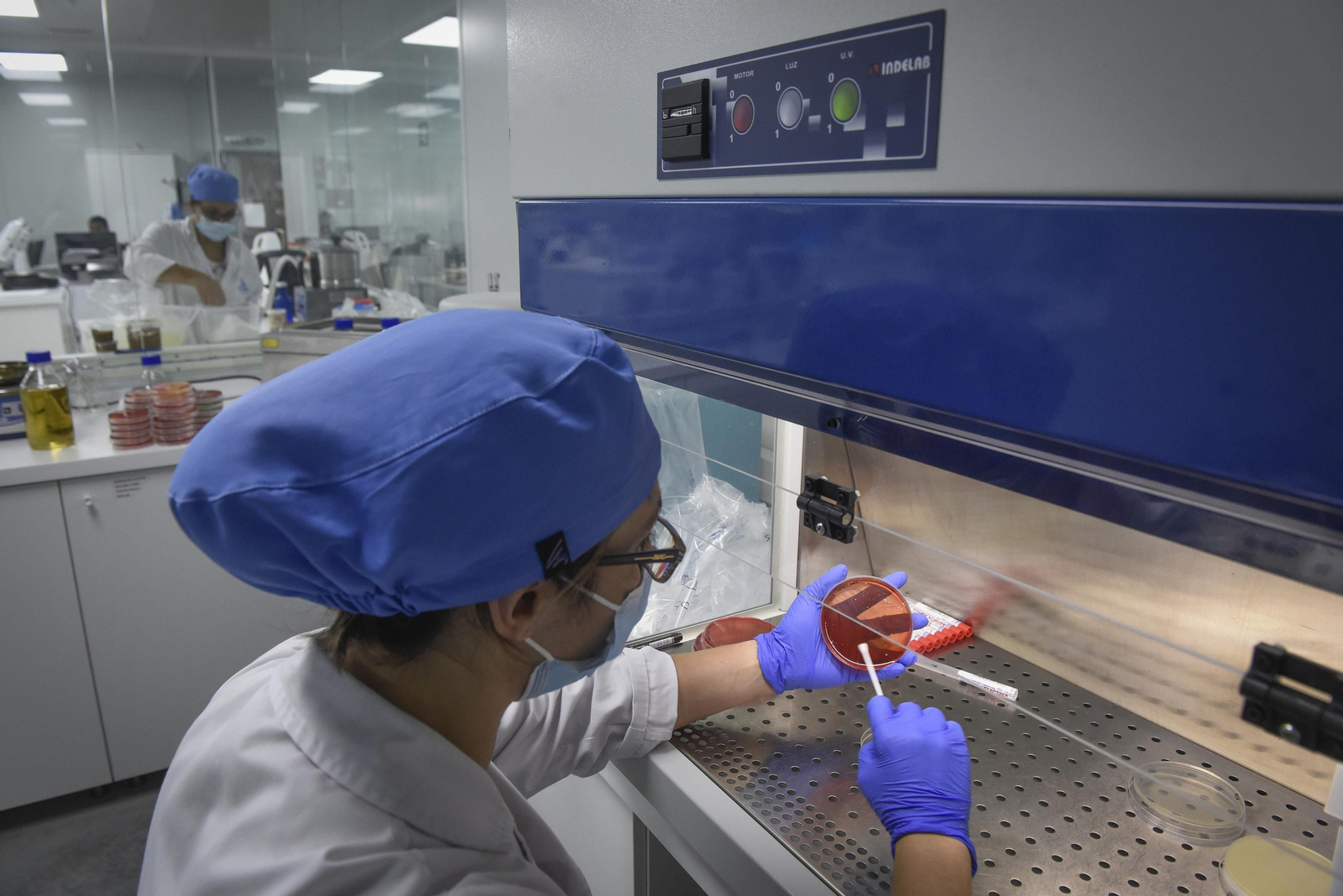 La Aurora,  fábrica de mantecados