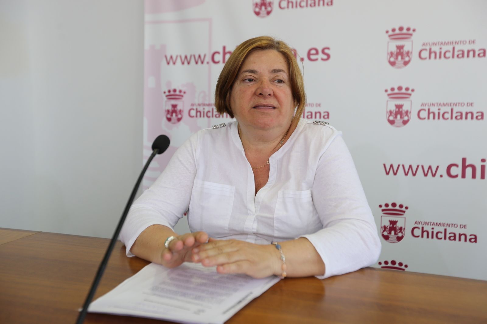 Cándida Verdier liderará el nuevo foro socialista.