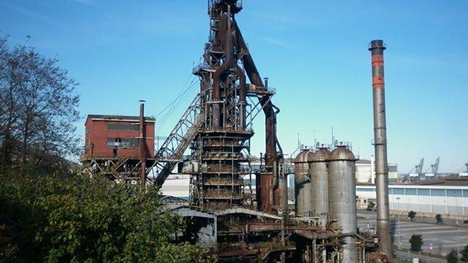 Altos Hornos de Vizcaya.