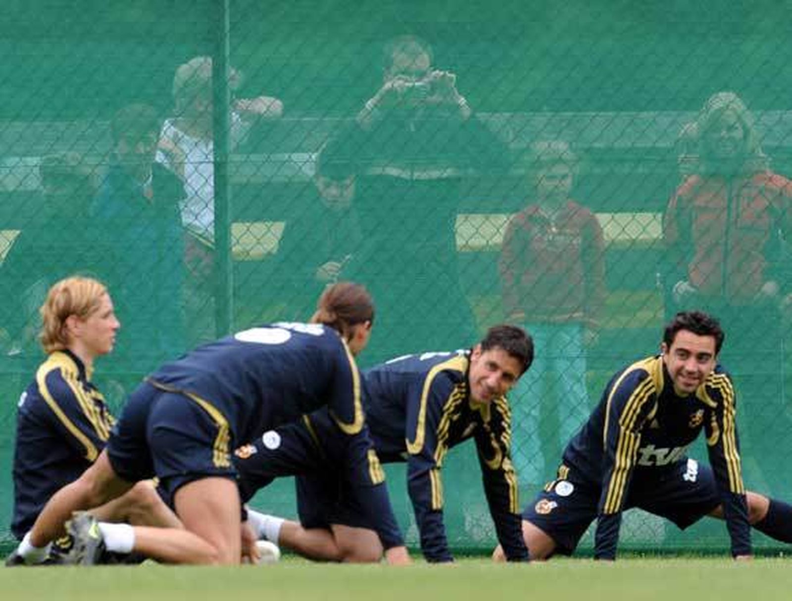 Aragonés alineará a los suplentes ante Grecia