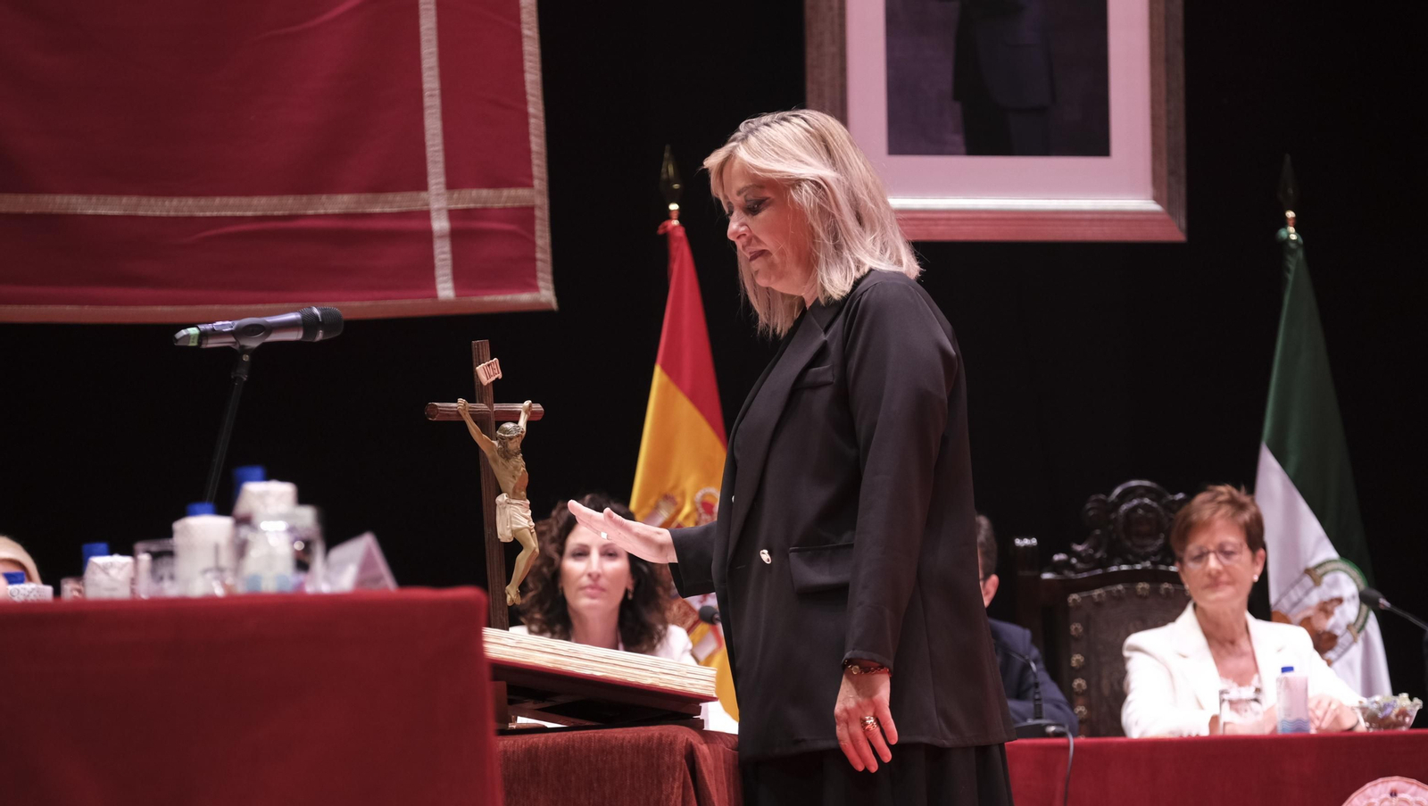 Imágenes de la constitución de la Corporación Municipal de almería, con María Vázquez como Alcaldesa