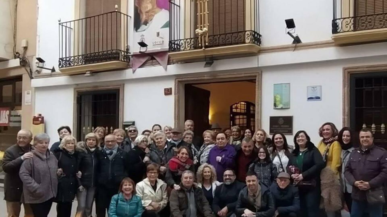 Foto de familia con todos los participantes en esta excursión.