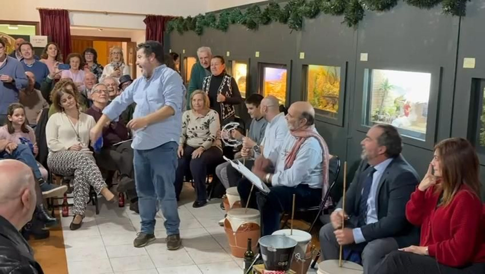 La zambomba belenista, íntima y de gran ambiente